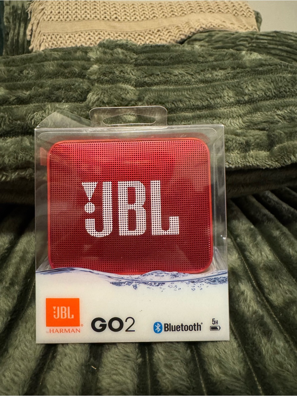 JBL Go 2 Portable Bluetooth Speaker in Red
